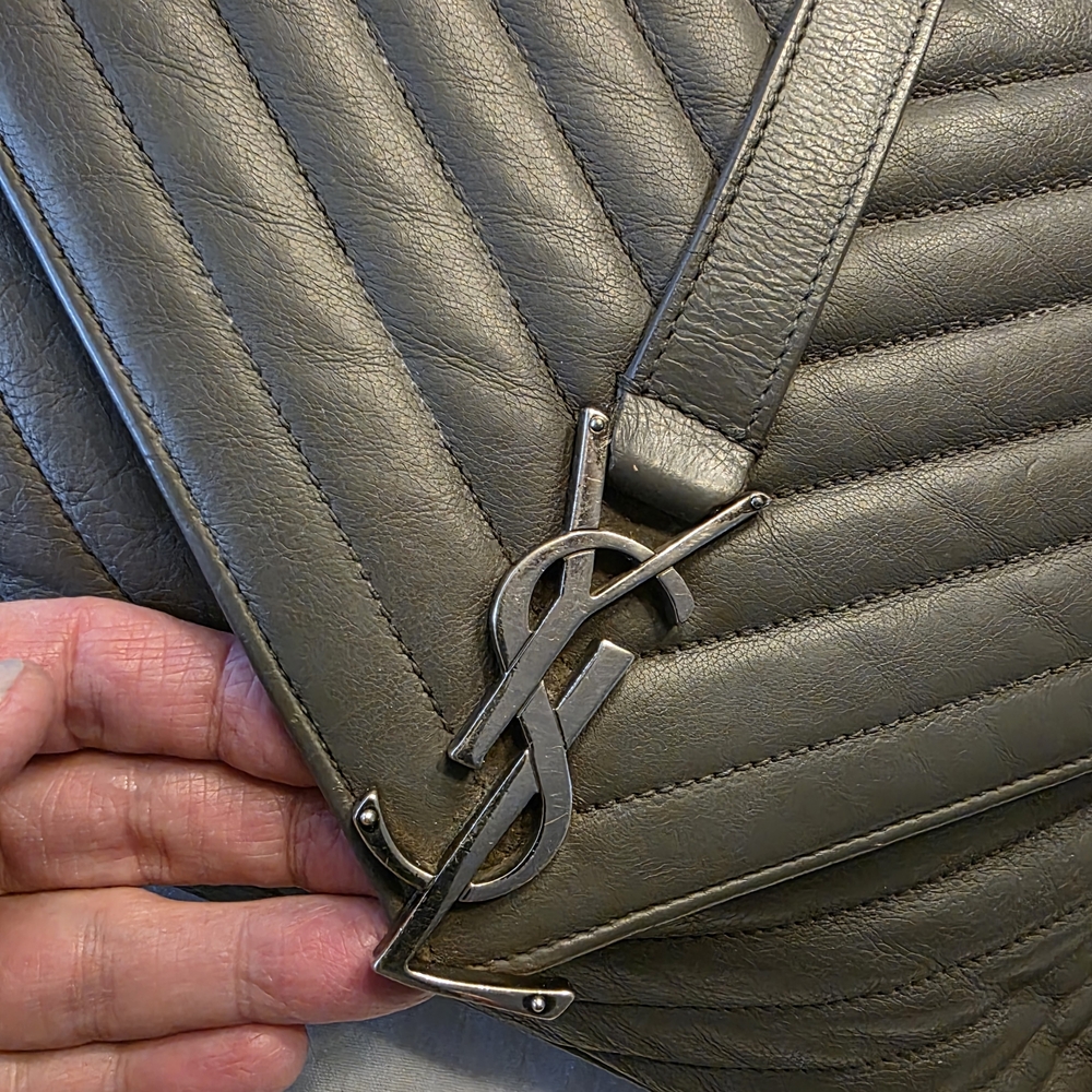 Saint Laurent Grey Quilted Leather Shoulder Bag with Chain and YSL Charm - Picture 16 of 16